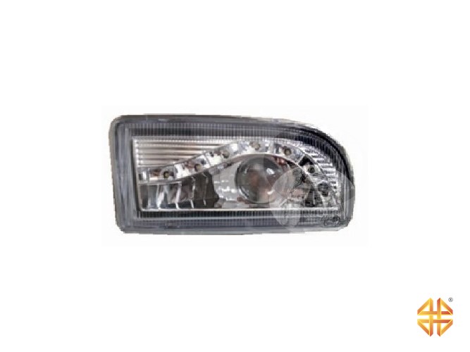 Туманка TOYOTA LAND CRUISER 100 98-07 линзы диодные тюнинг комплект R+L
